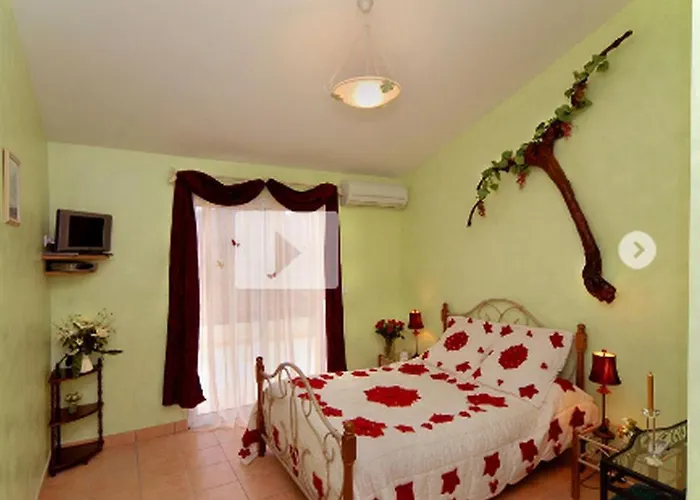 Domaine De Grand Homme *